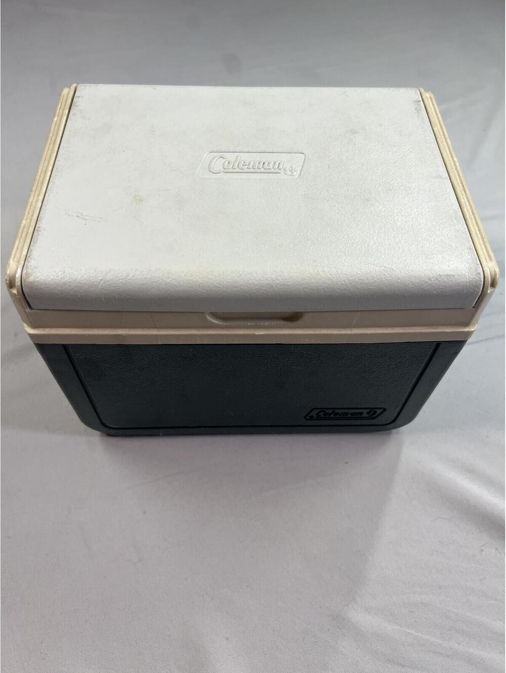 Vintage Coleman Model 5205 Cooler